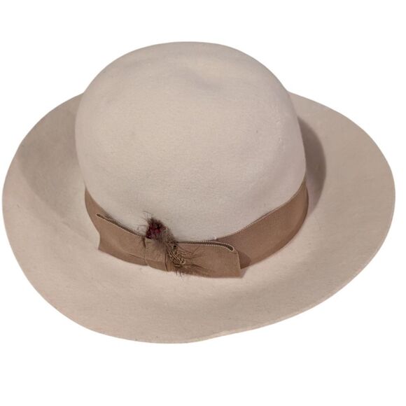 Beltmar women's vintage cream hat with ribbon feather details flawed - Picture 5 of 10
